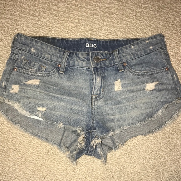 BDG DEMIN SHORTS - Picture 1 of 3